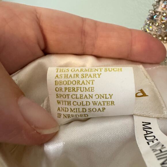 Aspeed USA Gown XS Wedding Bride Crystals Beaded Open Back Lace Sleeveless White - Picture 14 of 14